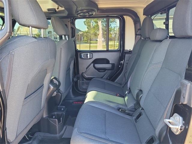 Jeep Gladiator Sport 2025