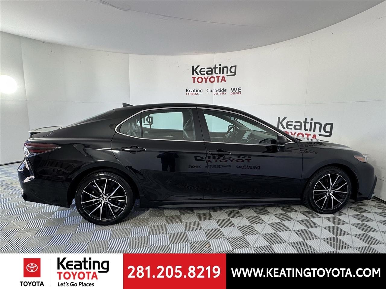 Toyota Camry SE AWD 2024