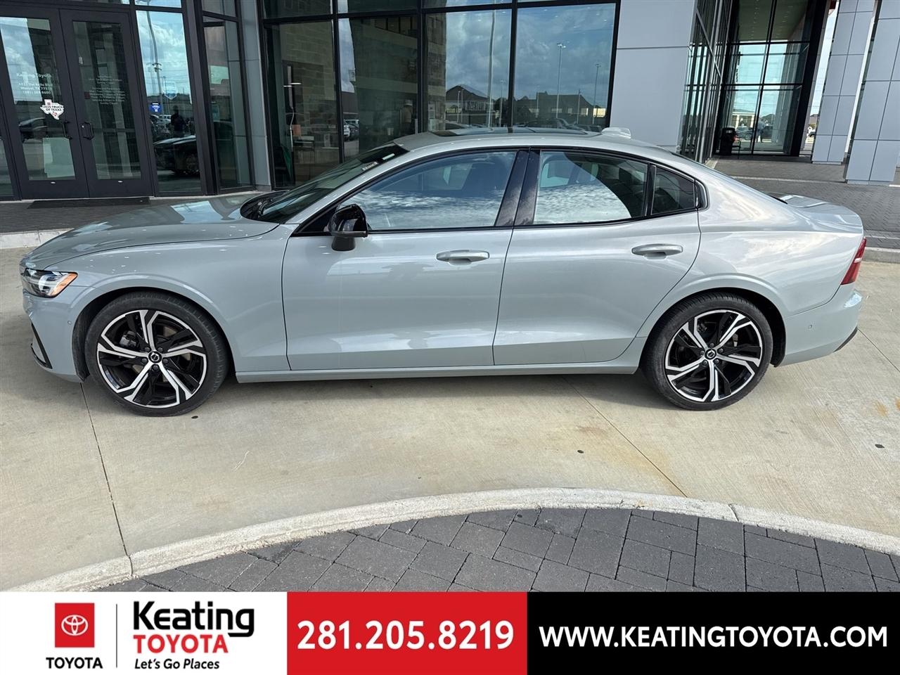 Volvo S60 B5 Plus Dark AWD 2024