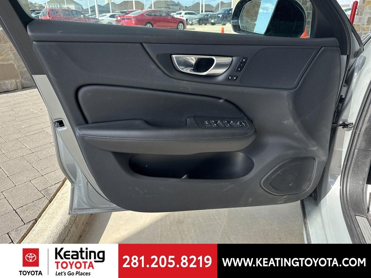 Volvo S60 B5 Plus Dark AWD 2024