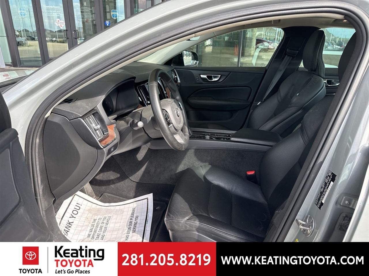 Volvo S60 B5 Plus Dark AWD 2024