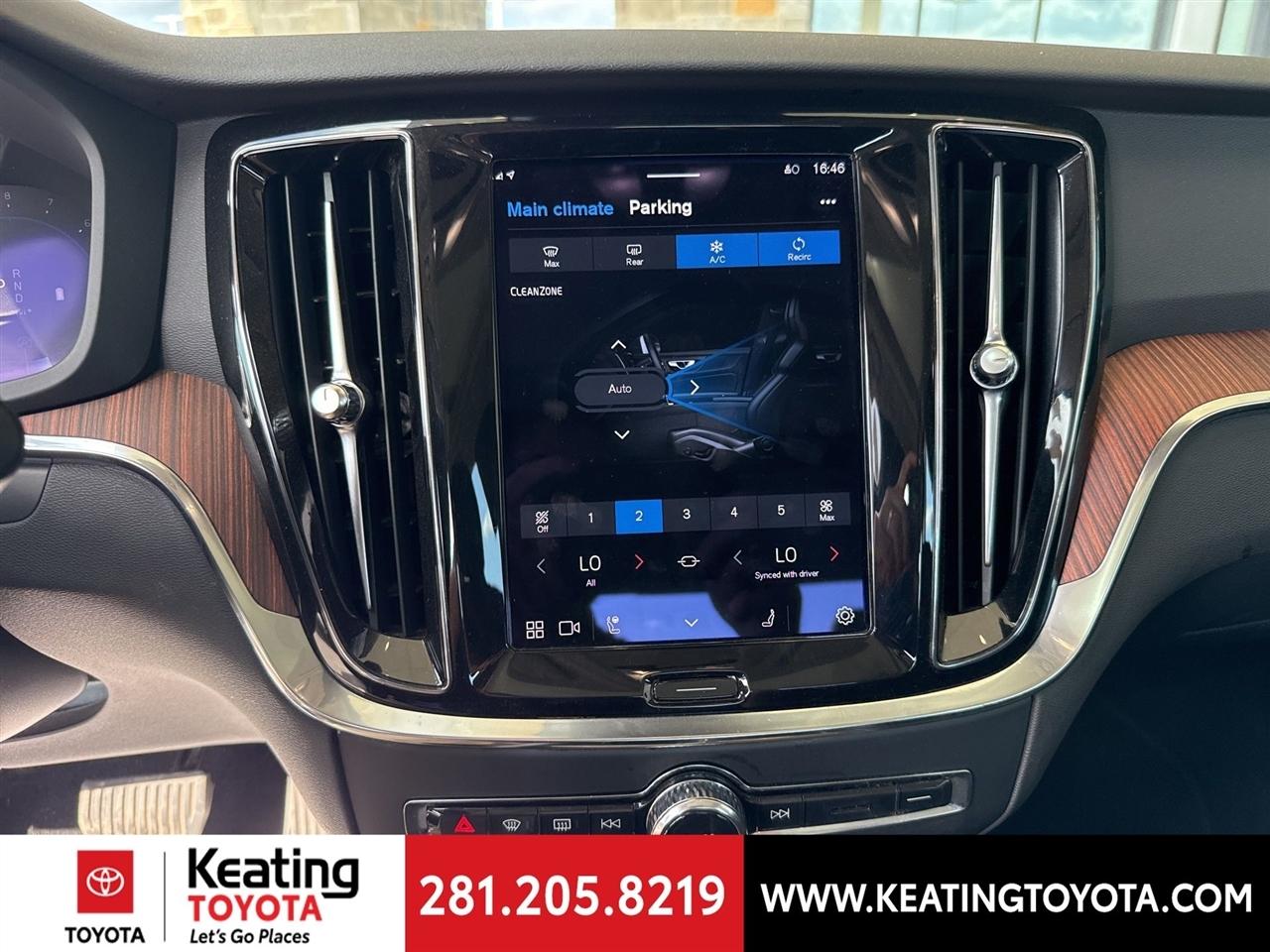 Volvo S60 B5 Plus Dark AWD 2024