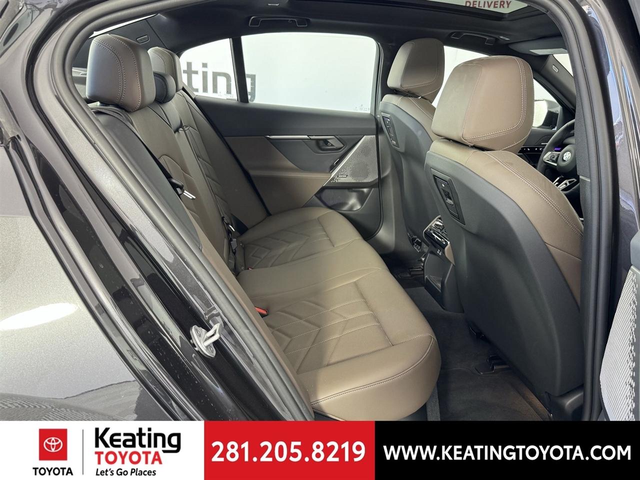 BMW 5-Series 530i xDrive 2026