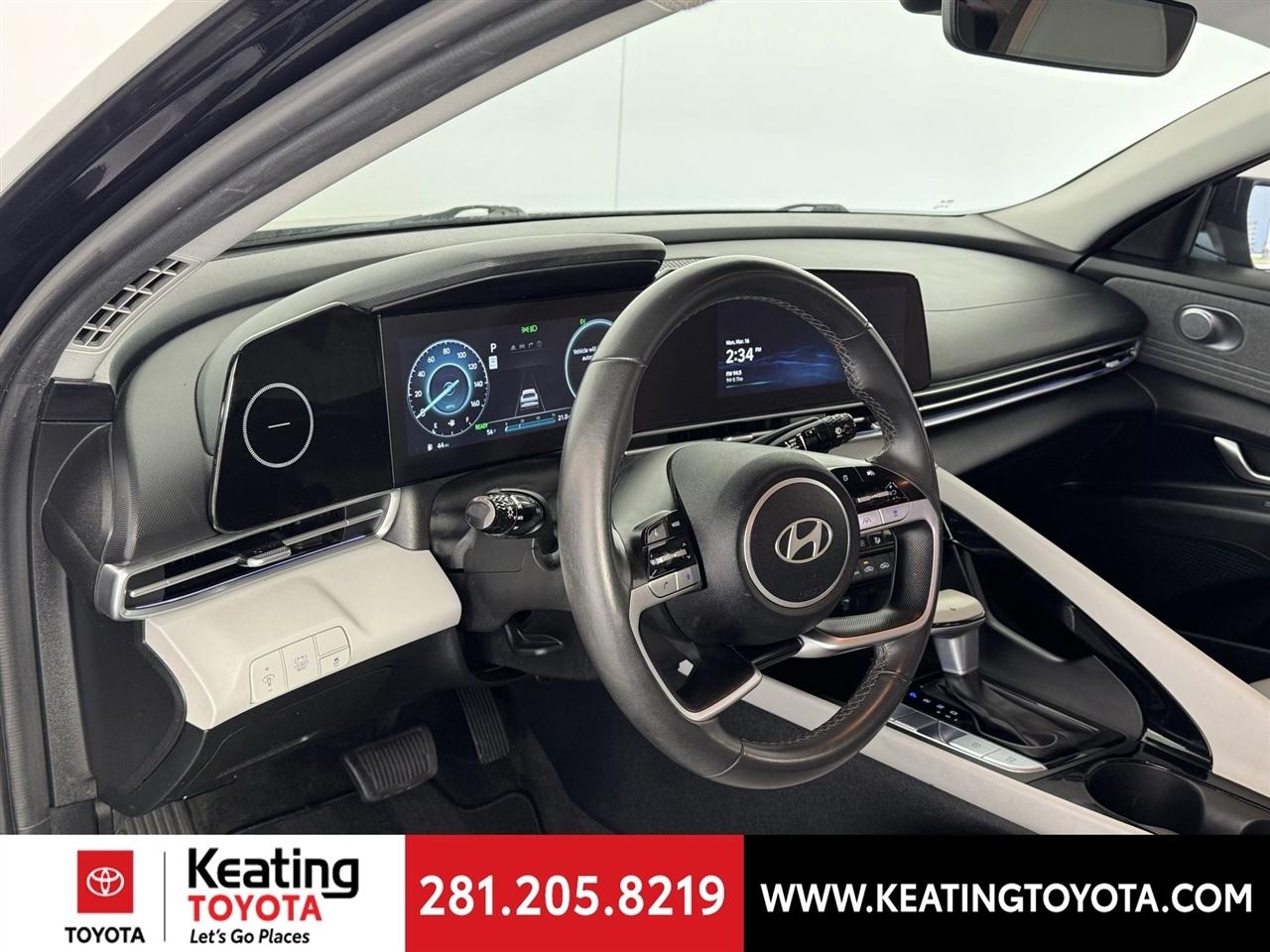 Hyundai Elantra Hybrid Limited 2025