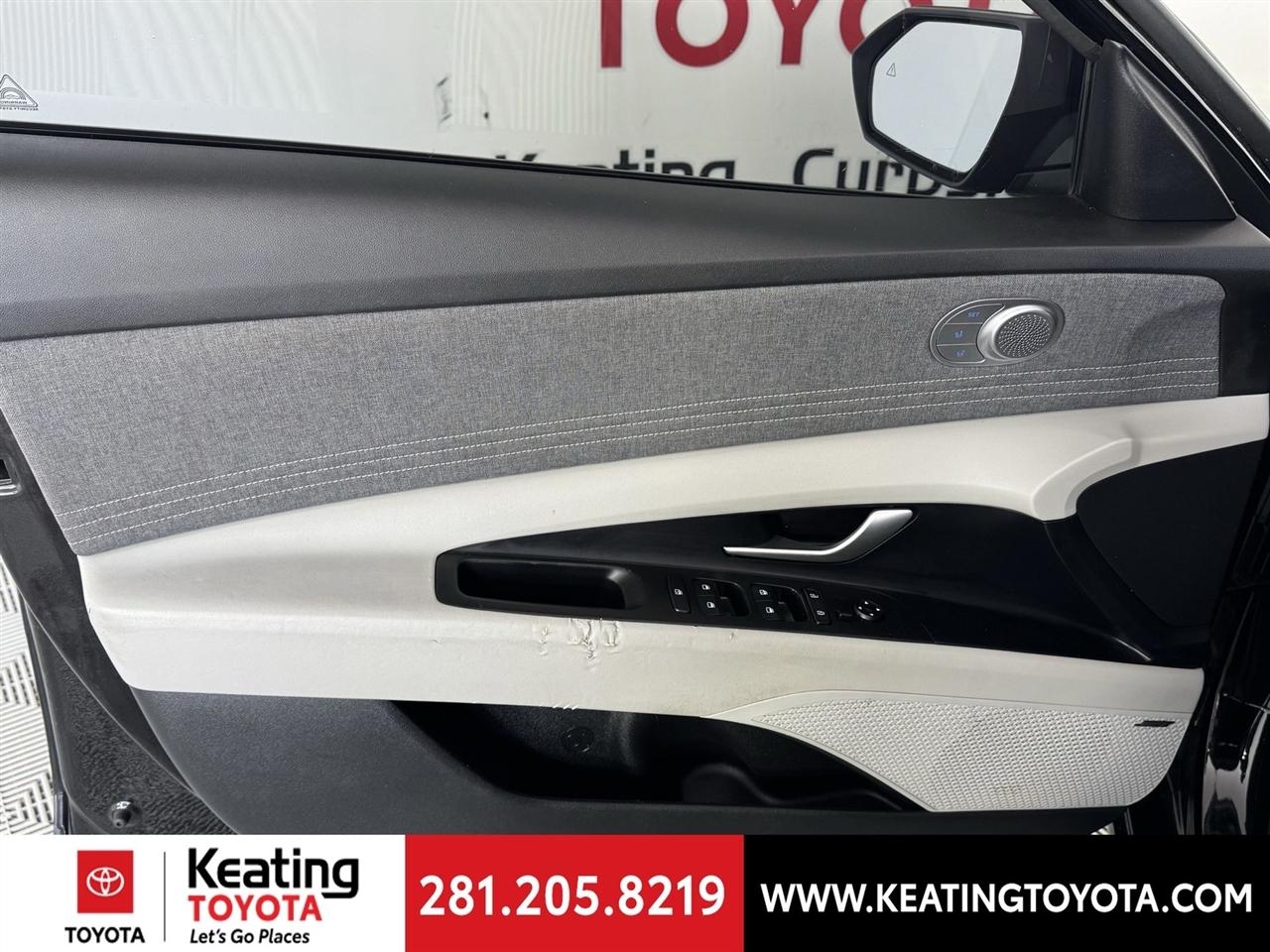 Hyundai Elantra Hybrid Limited 2025