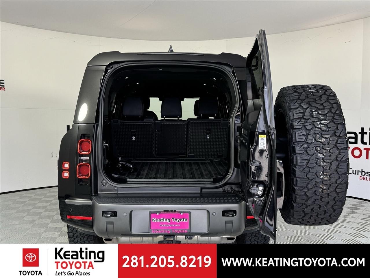 Land Rover Defender 130 P400 Outbound 2024