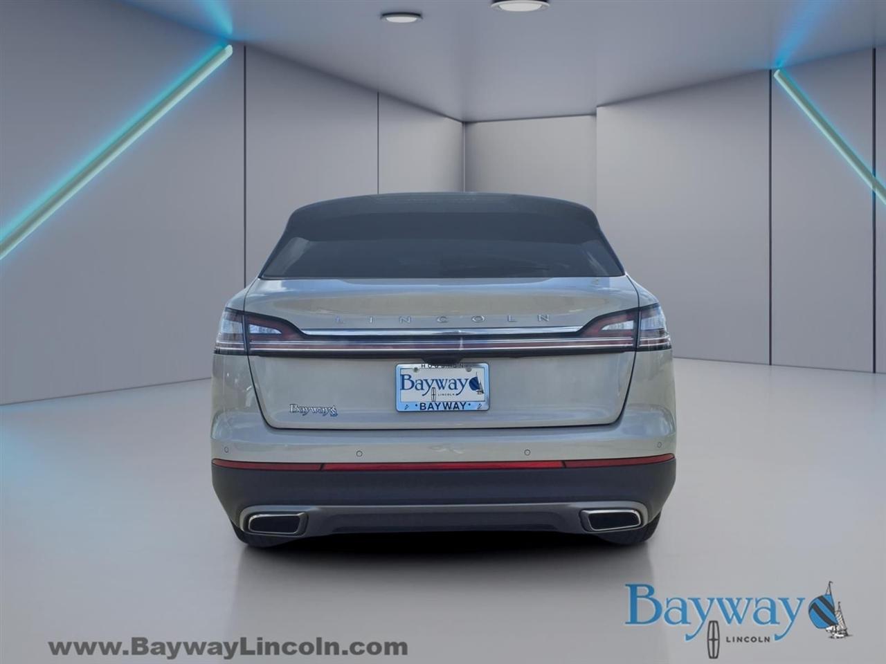 Lincoln Nautilus Base 2023