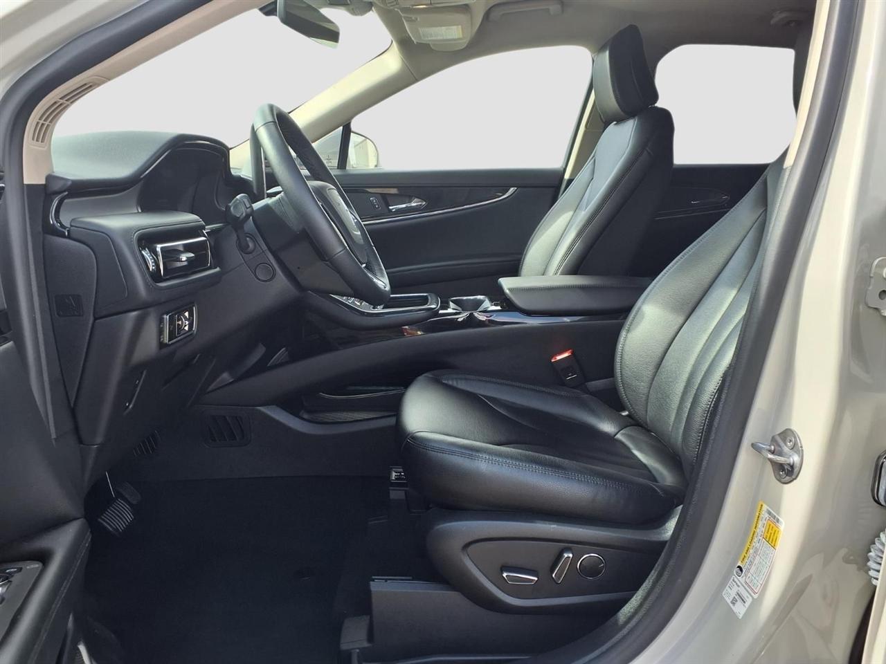 Lincoln Nautilus Base 2023