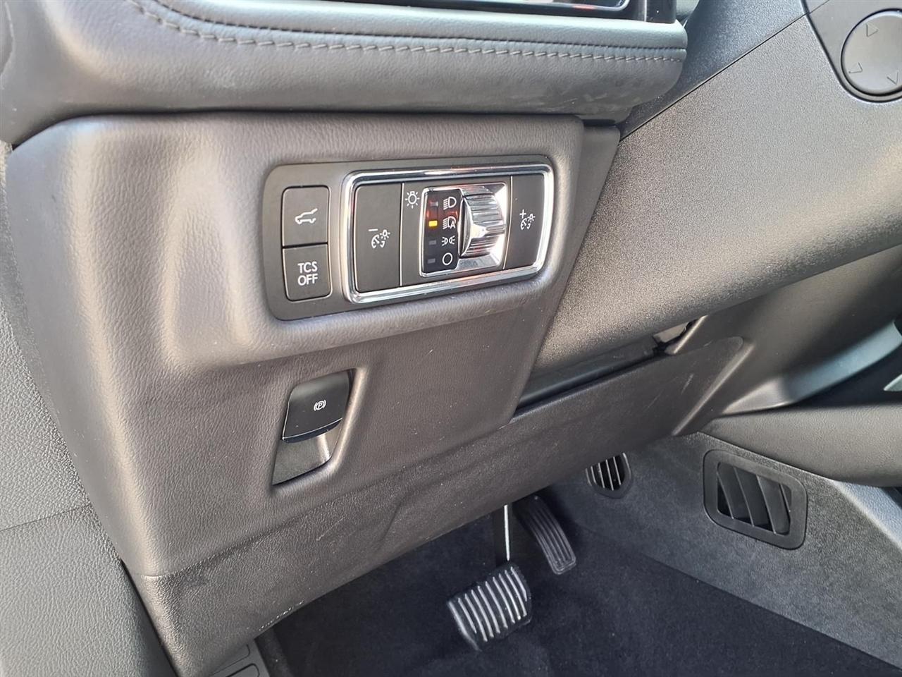 Lincoln Nautilus Base 2023