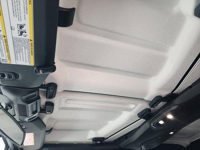 Jeep Gladiator Sport 2025