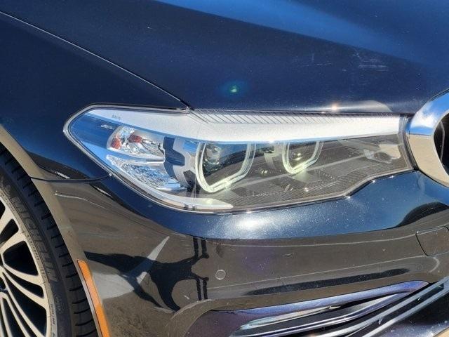 BMW 5-Series 530i 2018