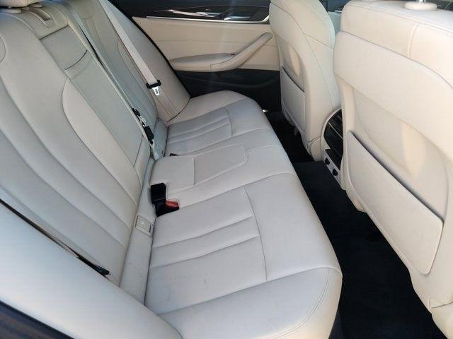 BMW 5-Series 530i 2018