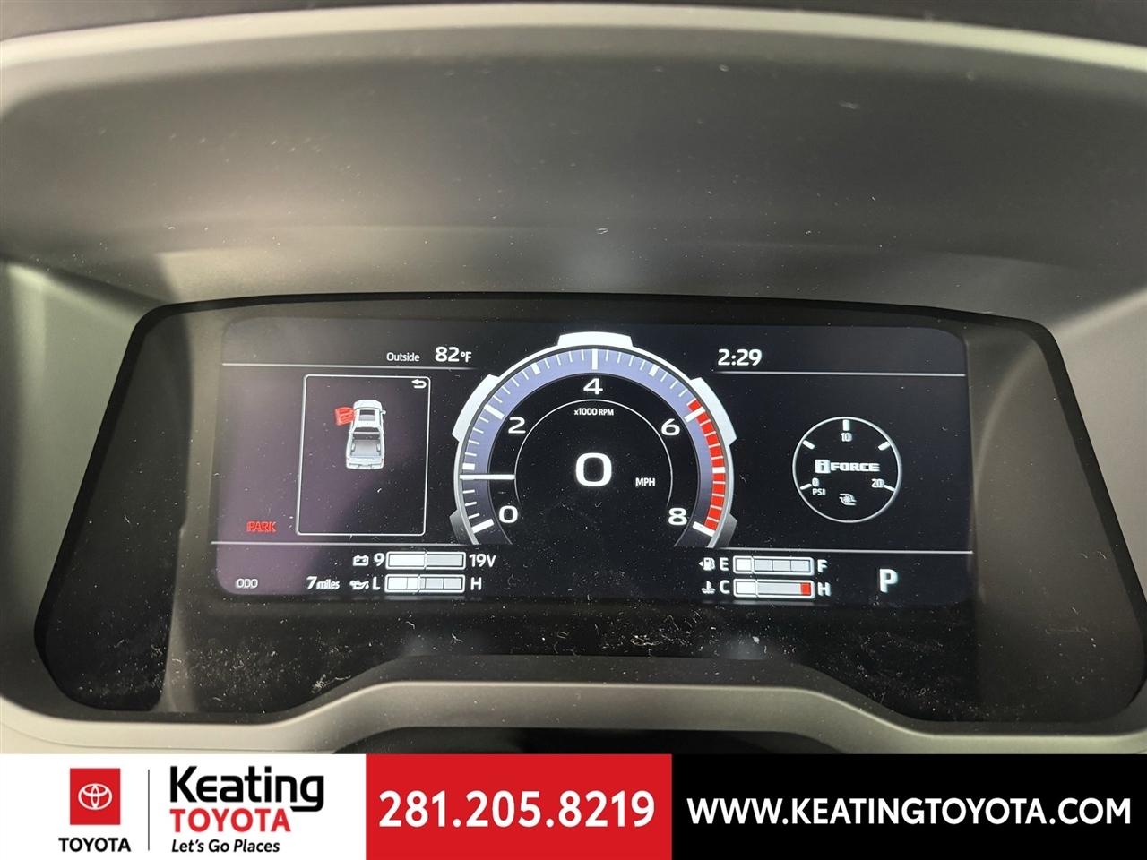 Toyota Tundra Limited CrewMax 4WD 2026