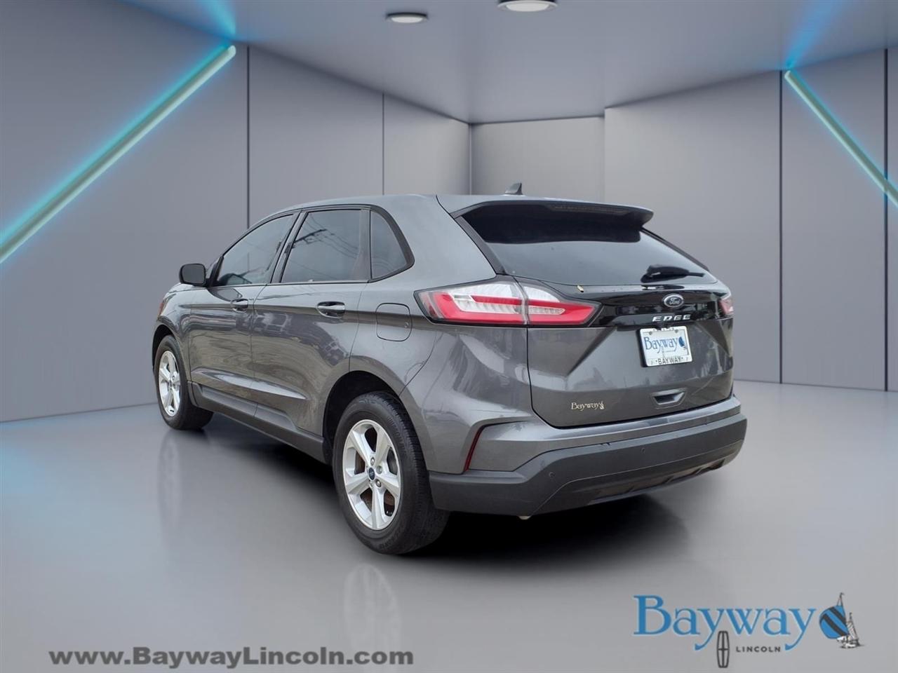 Ford Edge SE FWD 2021