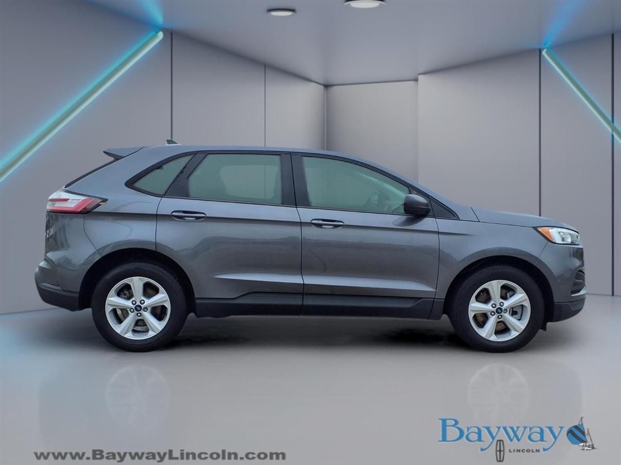 Ford Edge SE FWD 2021