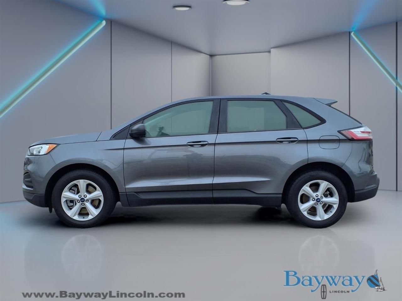 Ford Edge SE FWD 2021