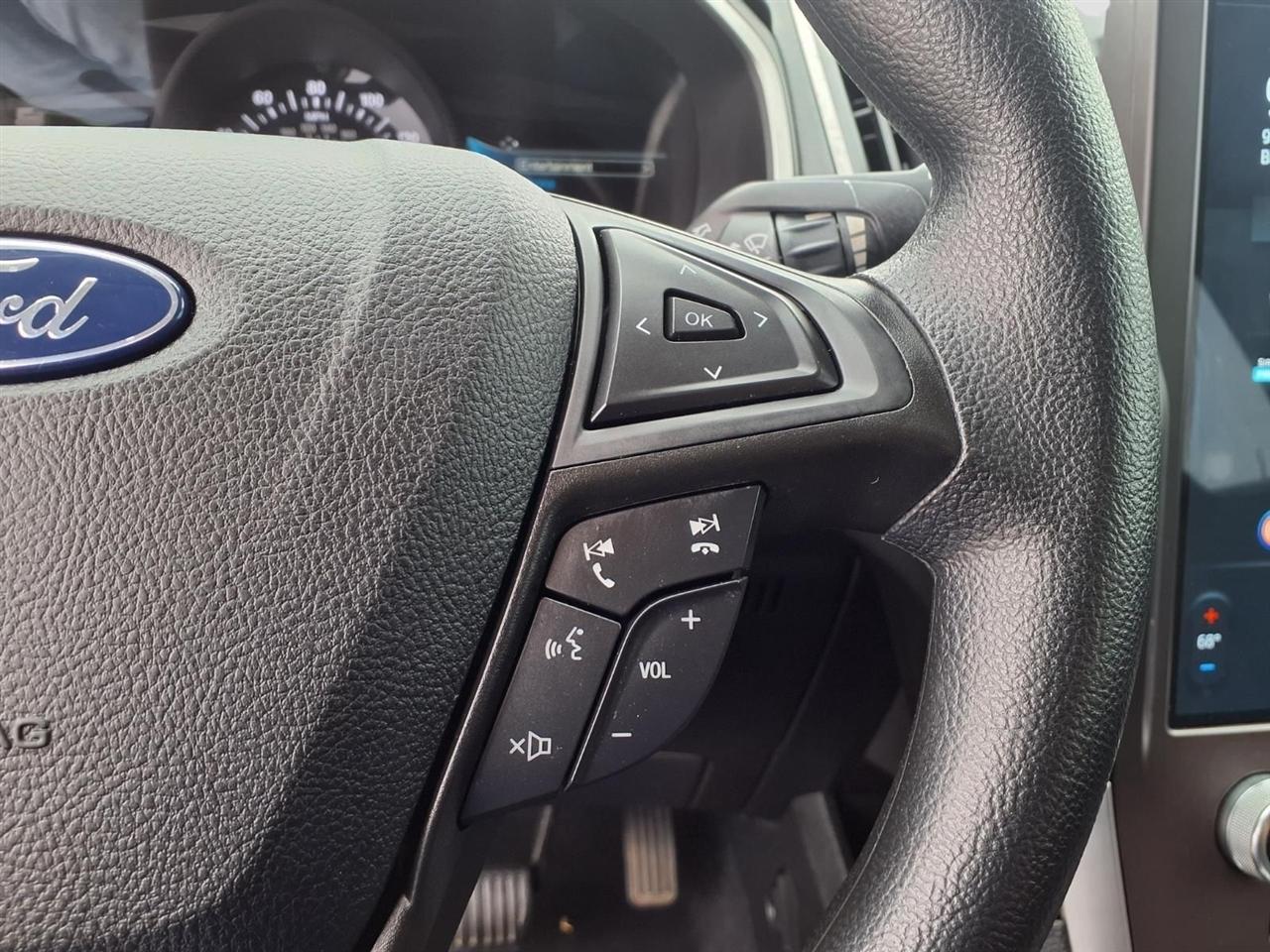 Ford Edge SE FWD 2021