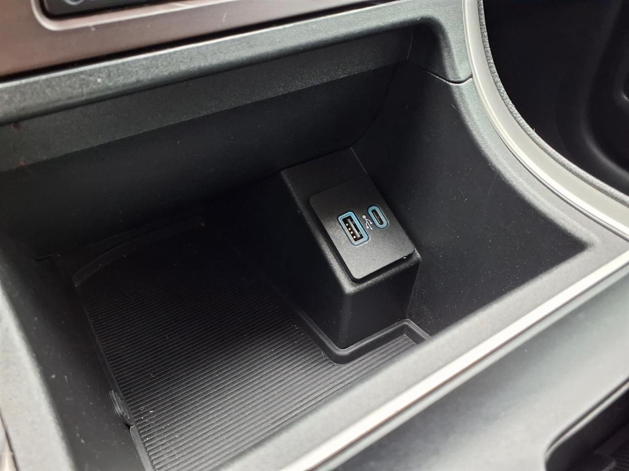 Ford Edge SE FWD 2021