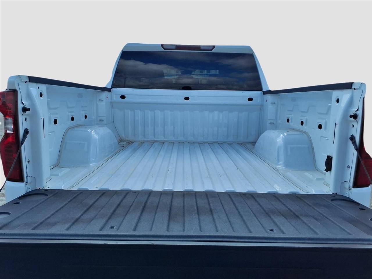 Chevrolet Silverado 1500 LT Crew Cab 2WD 2023