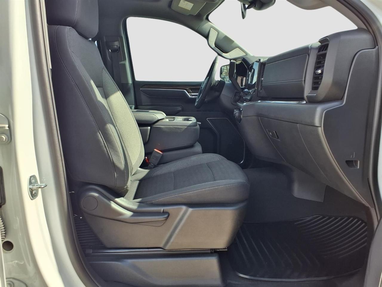 Chevrolet Silverado 1500 LT Crew Cab 2WD 2023