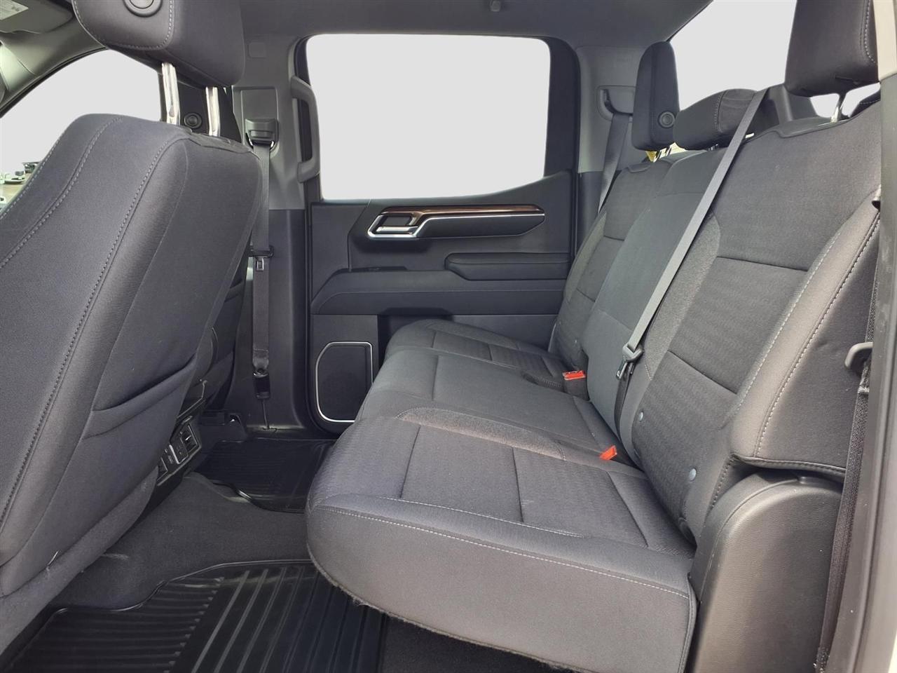 Chevrolet Silverado 1500 LT Crew Cab 2WD 2023