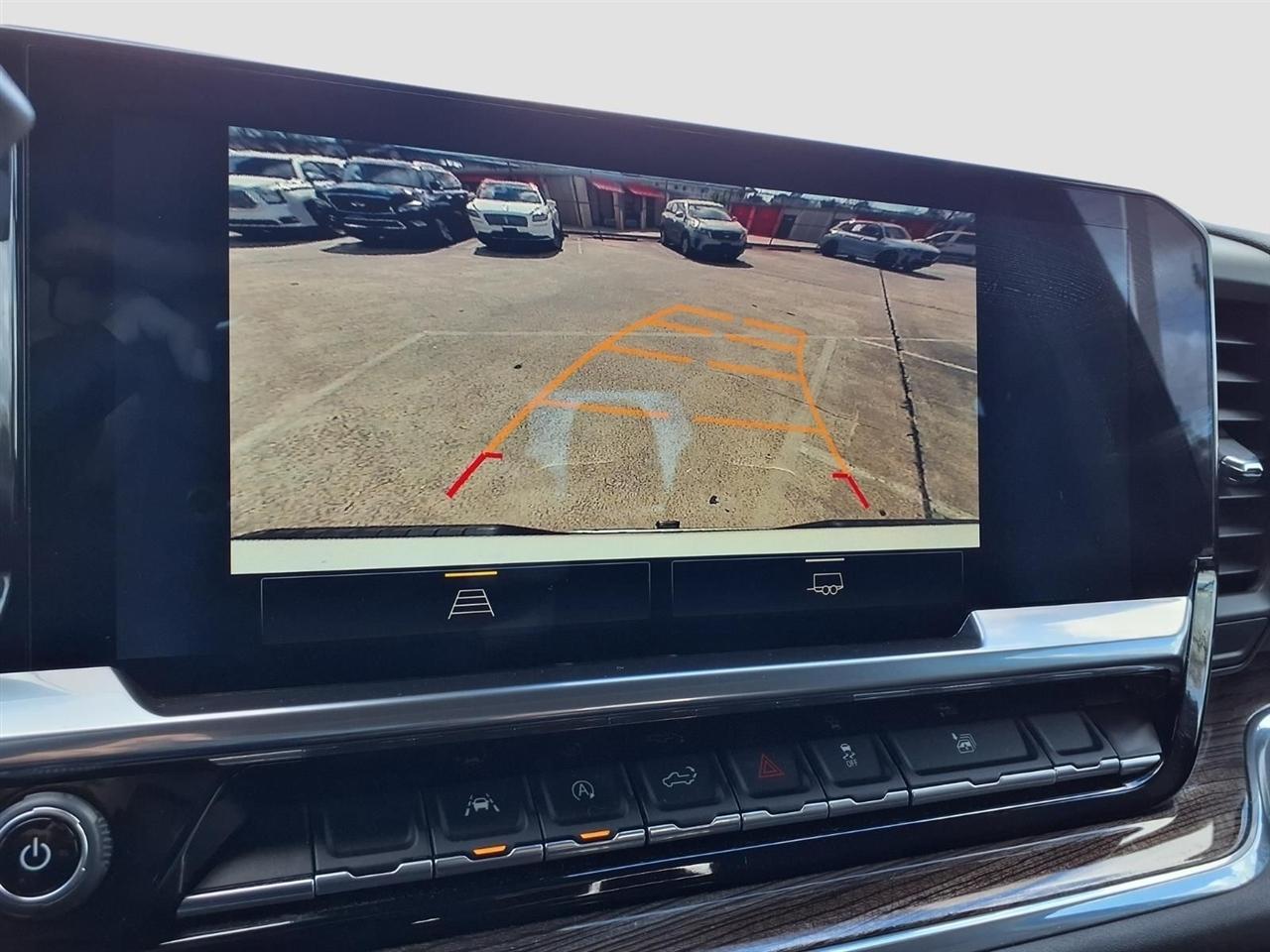 Chevrolet Silverado 1500 LT Crew Cab 2WD 2023