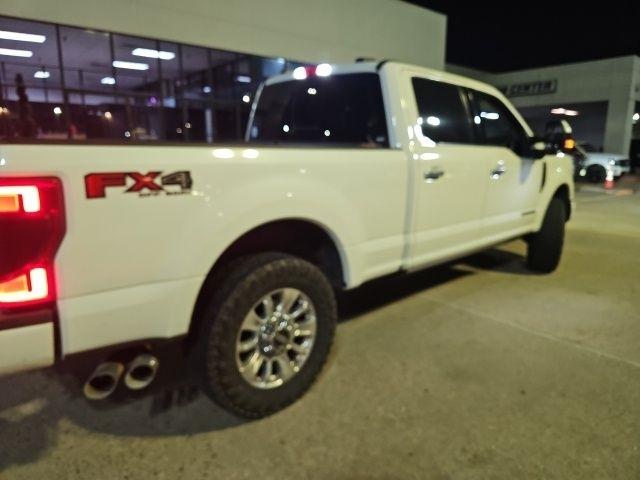 Ford F-250 SD Limited Crew Cab 4WD 2022