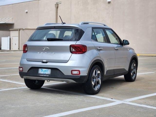Hyundai Venue SEL 2025