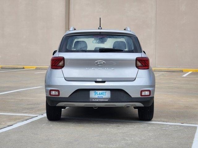 Hyundai Venue SEL 2025