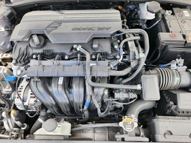 Hyundai Elantra SEL Convenience 2025