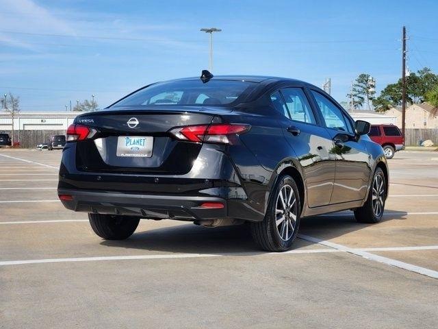 Nissan Versa SV 2025