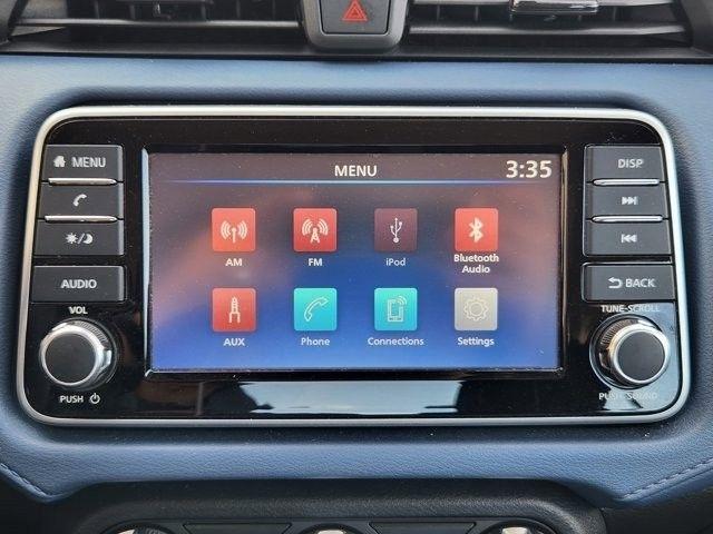 Nissan Versa SV 2025