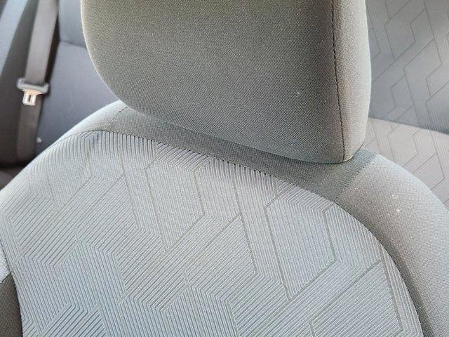 Nissan Versa SV 2025