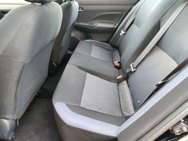 Nissan Versa SV 2025