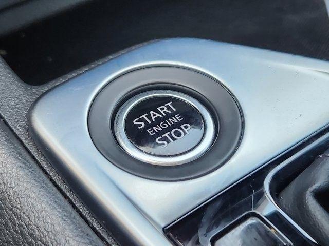 Nissan Sentra SV 2025