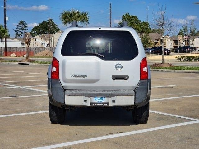 Nissan Xterra X 2WD 2012