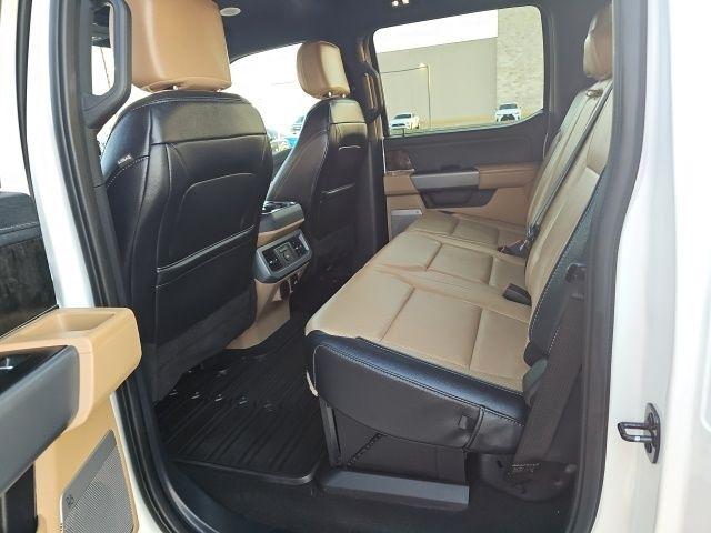 Ford F-250 SD Lariat Crew Cab 4WD 2024