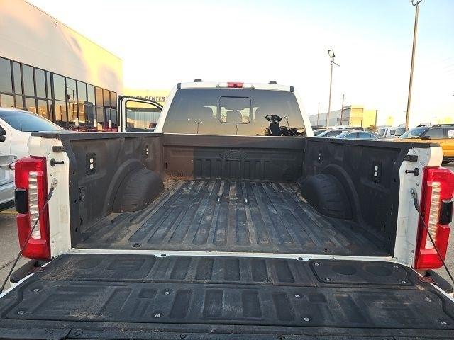 Ford F-250 SD Lariat Crew Cab 4WD 2024