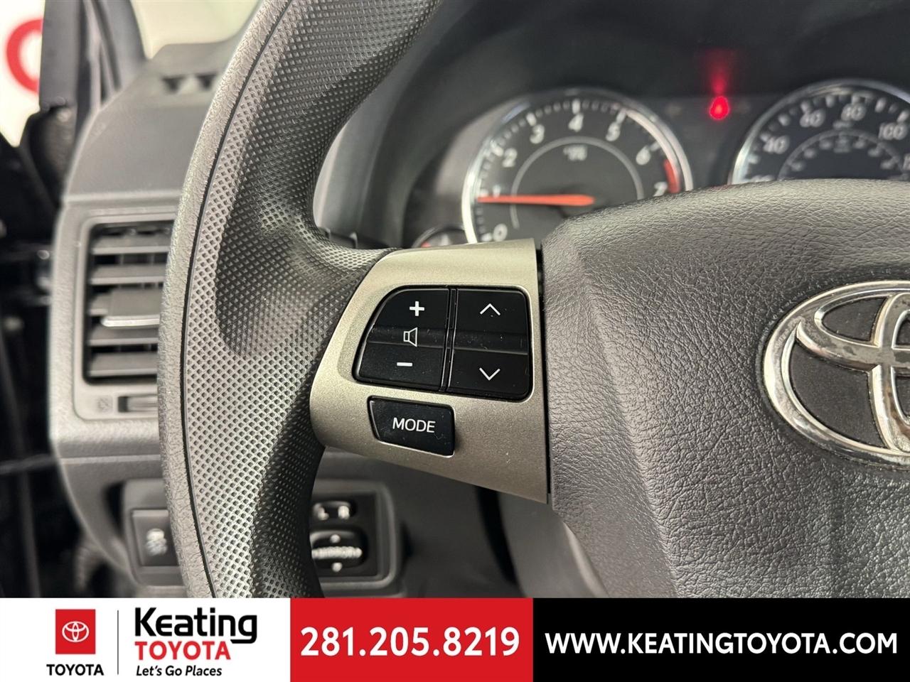 Toyota Corolla S 5-Speed MT 2012