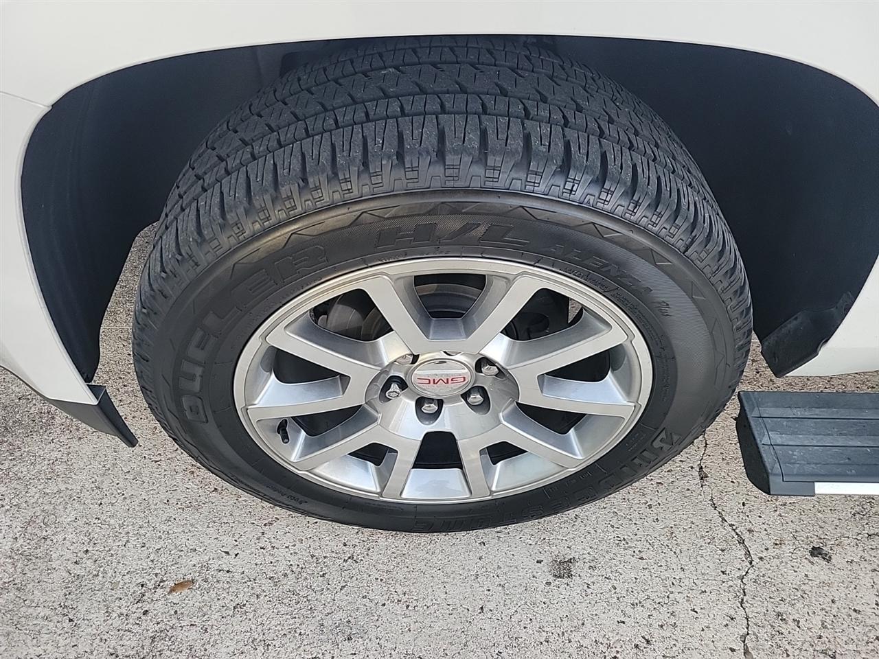 GMC Yukon Denali 2WD 2020