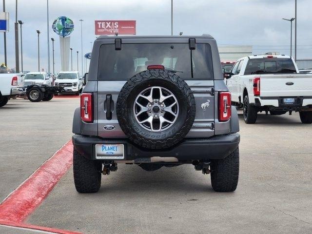 Ford Bronco Badlands 4-Door 2024