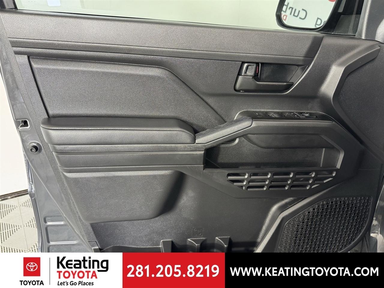 Toyota Tacoma SR Double Cab 2WD 2024