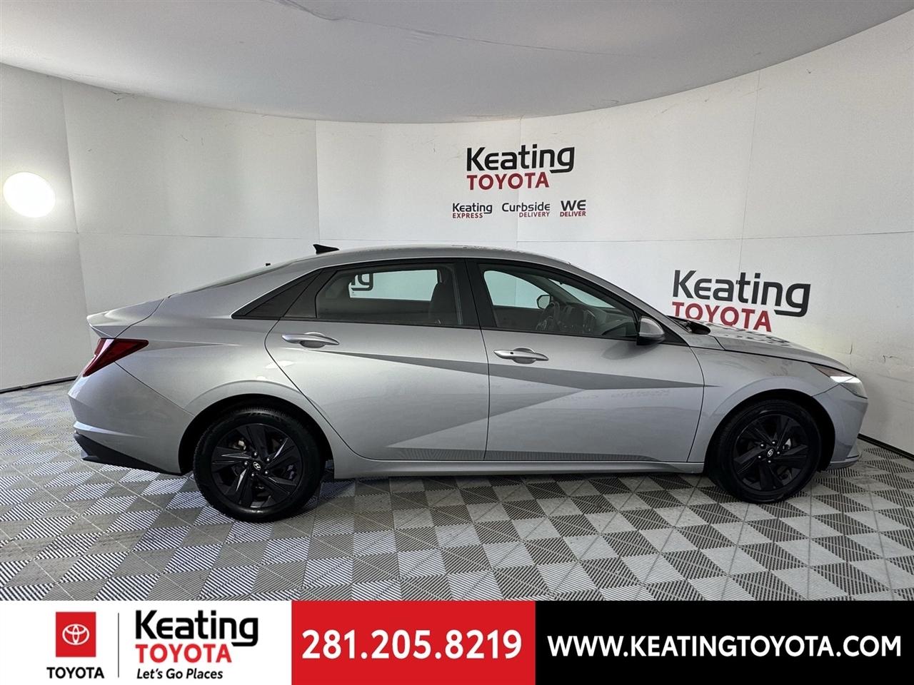 Hyundai Elantra SEL 2023