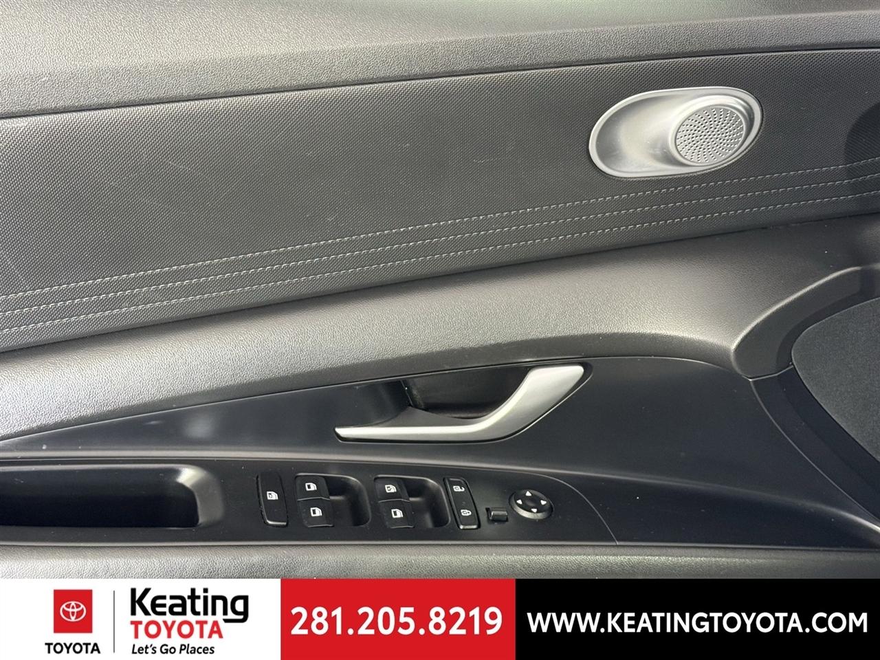 Hyundai Elantra SEL 2023