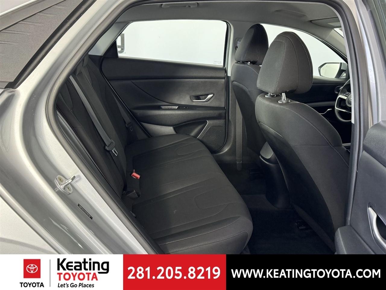 Hyundai Elantra SEL 2023