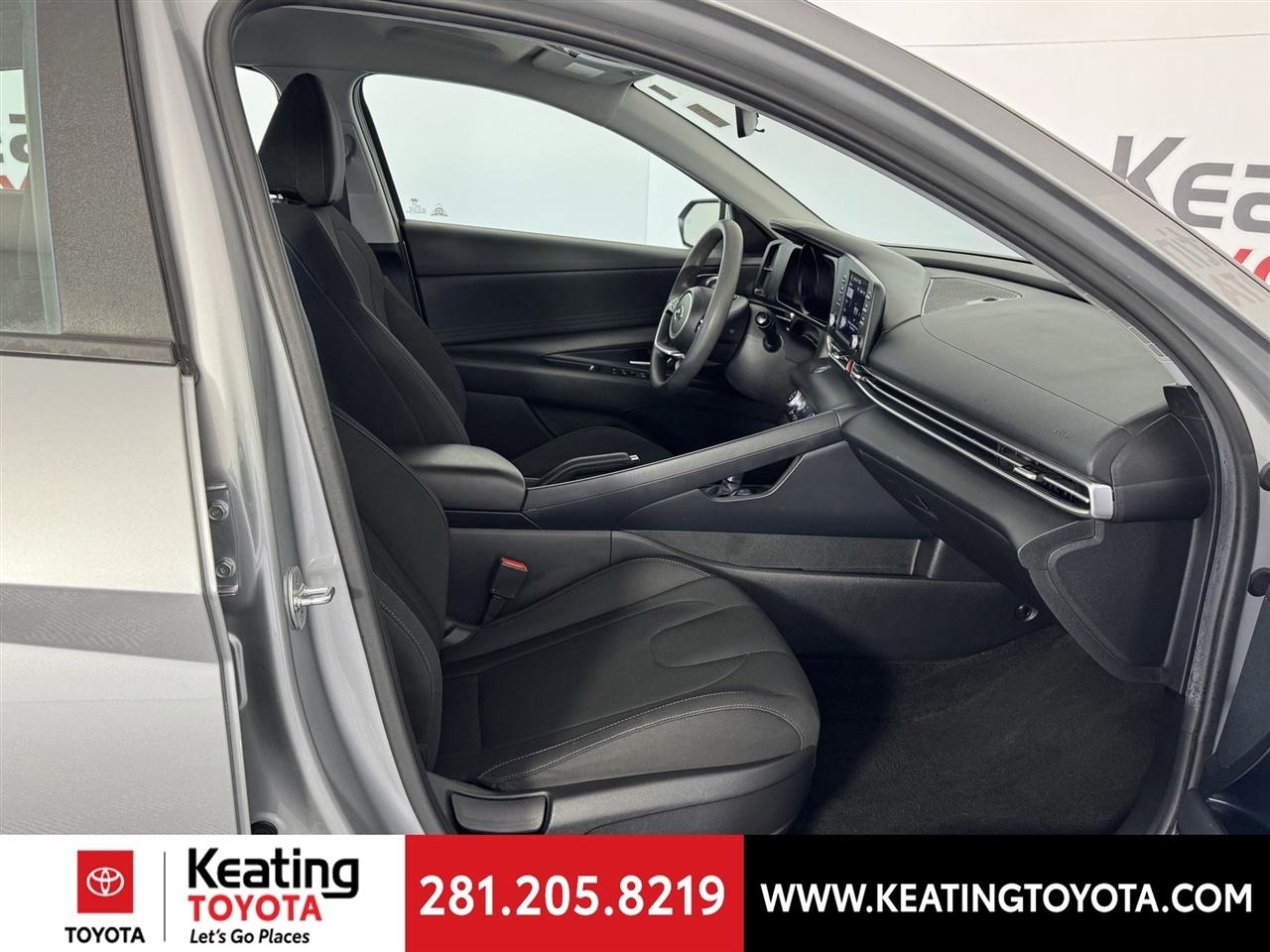 Hyundai Elantra SEL 2023