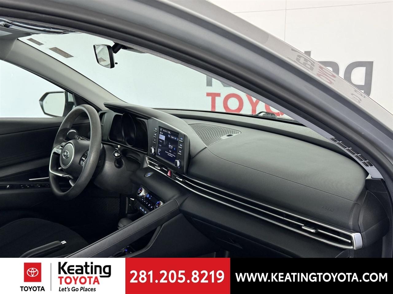 Hyundai Elantra SEL 2023