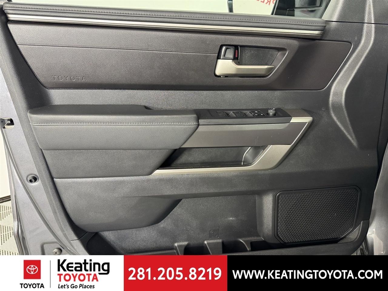 Toyota Tundra SR5 CrewMax 4WD 2023