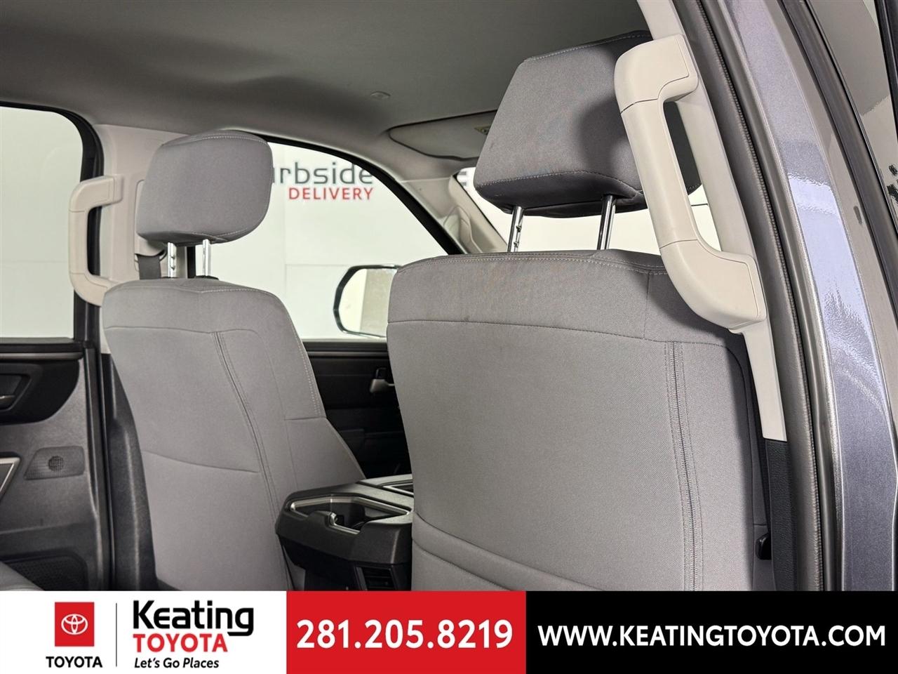 Toyota Tundra SR5 CrewMax 4WD 2023