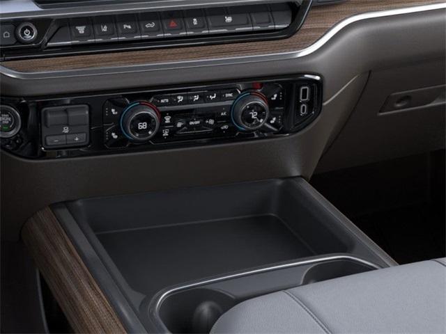 Chevrolet Silverado 3500HD LT Crew Cab 4WD 2025